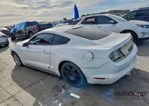 2018 Ford Mustang z USA, uszkodzony, nr VIN 1FA6P8TH4J5115703